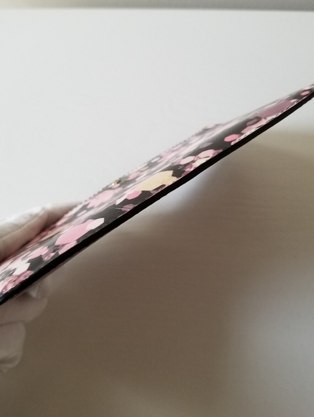 Kate Spade Grant Lane Slim Bee Leather Wristlet - Picture 5 of 8